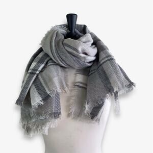 Women’s Scarf Plaid Gray Onesize
